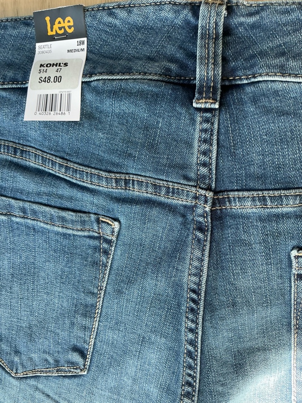 NWT! LEE Plus Relaxed Fit Straight Leg High Rise Slimming Jeans Women’s Size 18W - Picture 7 of 15